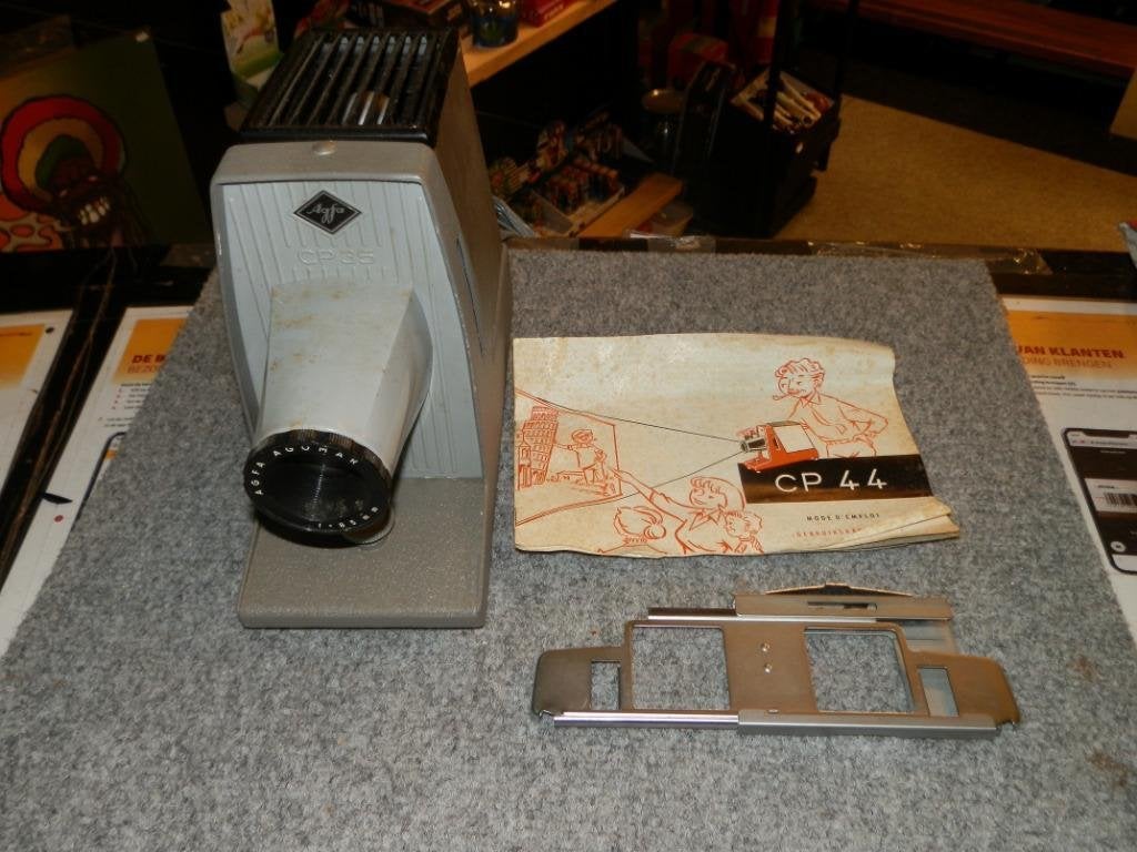 Diaprojector Agfa CP35 85 mm lens vintage, Audio, Tv en Foto, Diaprojectors, Ophalen of Verzenden, Gebruikt