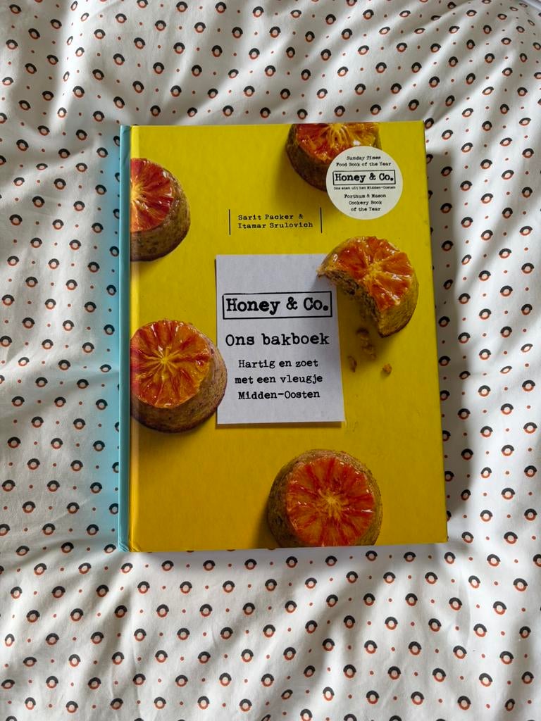 Itamar Srulovich - Honey en Co - Ons bakboek, Itamar Srulovich; Sarit Packer, Azië en Oosters, Ophalen of Verzenden, Zo goed als nieuw