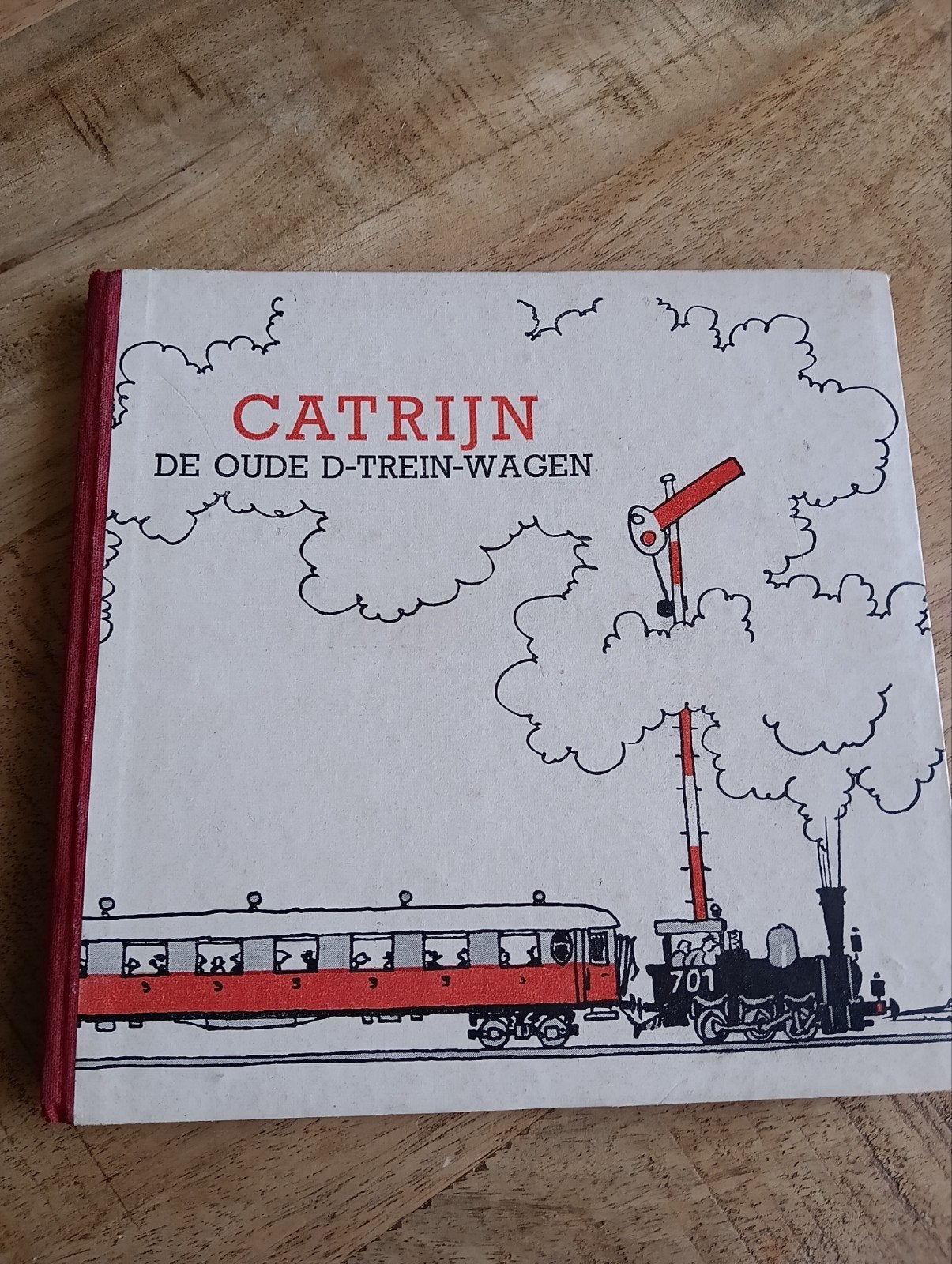 Antiek Kinderboek: Catrijn de oude D-trein-wagen (1947), Ophalen of Verzenden, Gelezen
