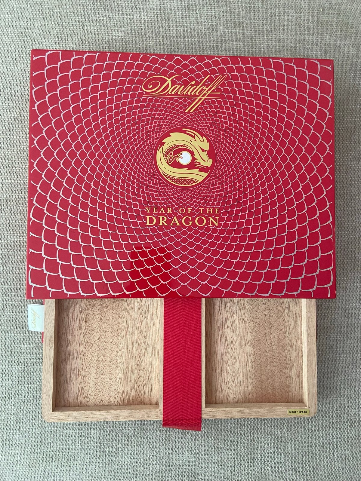 Davidoff Year of the Dragon Sigarenkist (leeg), Ophalen of Verzenden, Zo goed als nieuw