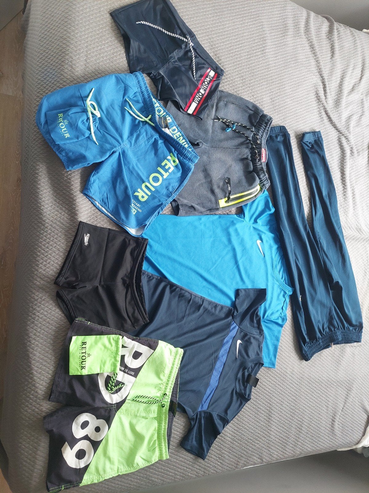 Sportkleding set voor sportieve jongen Retour, Nike, Adidas), Ophalen of Verzenden, Gebruikt, Retour, Nike, Adidas, Jongen