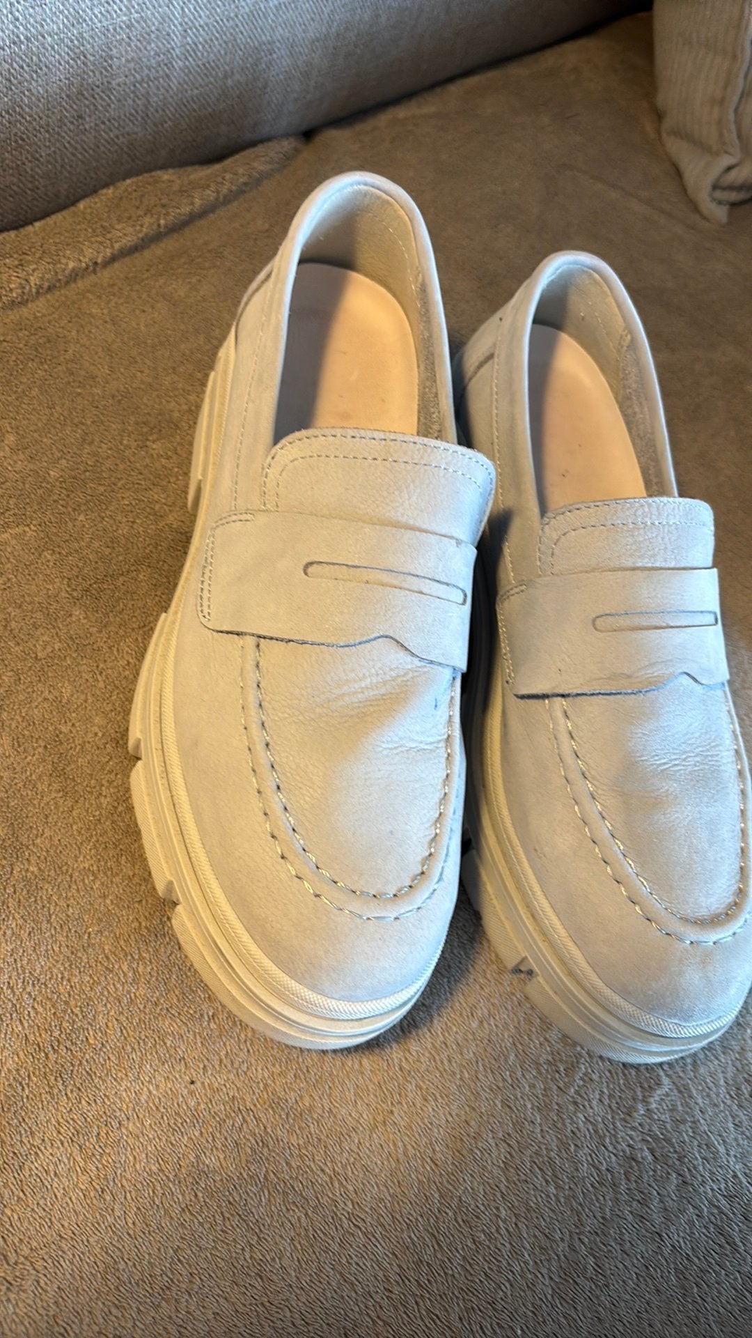 Tamaris licht blauwe schoenen maat 37 valt als 38, Ophalen of Verzenden, Zo goed als nieuw, Blauw, Sneakers of Gympen