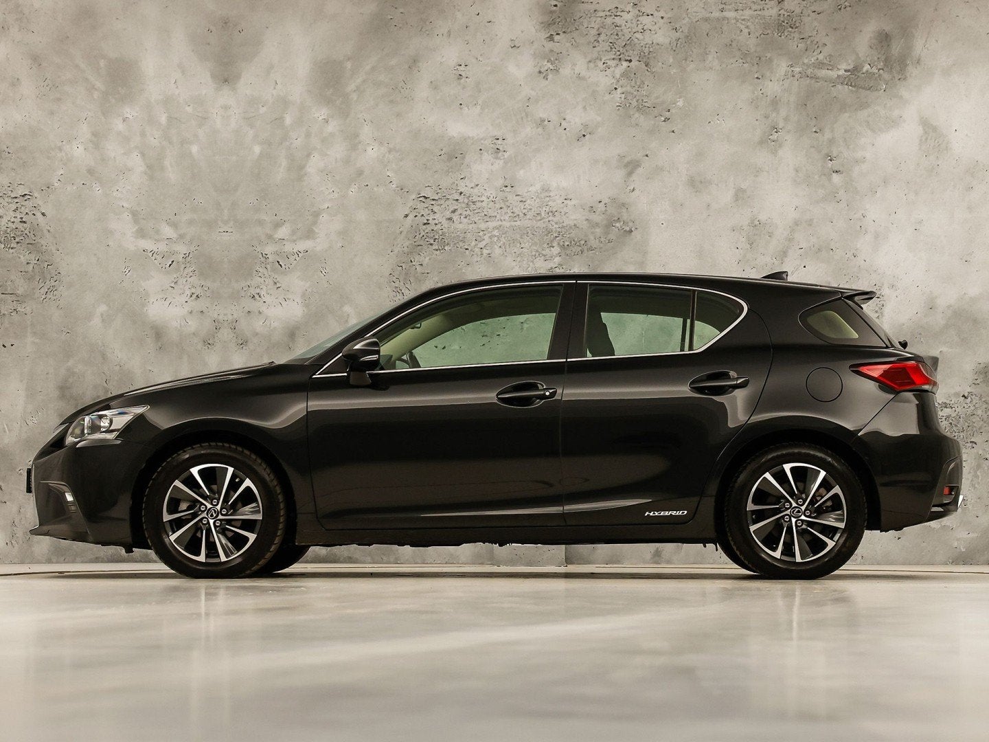 Lexus CT 200h Business Launch Edition Automaat (NAVIGATIE, C, Auto's, 12 maanden, 136 pk, Gebruikt, 4 cilinders