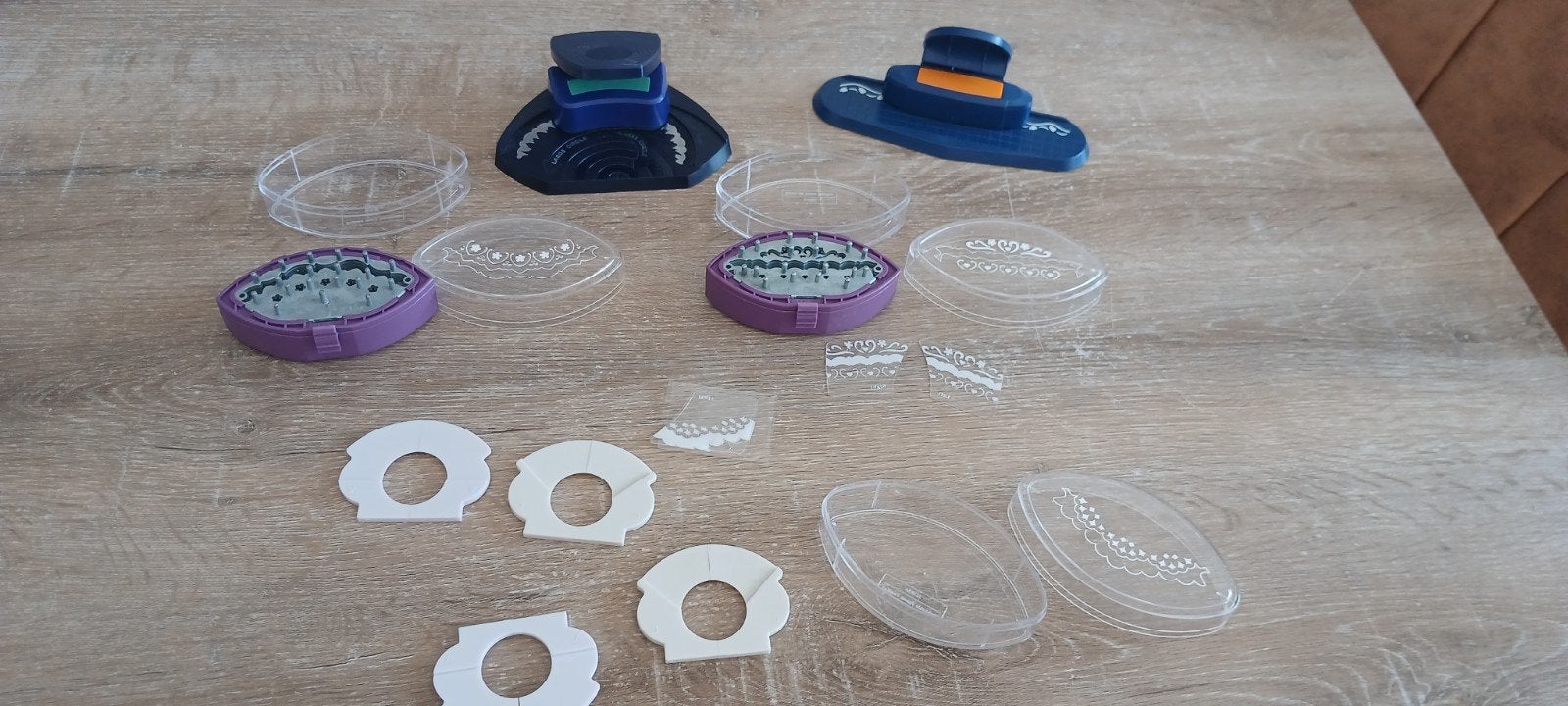 ponsen voor papier en karton kaarten maken knutselen, Gebruikt, Overige thema's, Gereedschap of Toebehoren, Ophalen of Verzenden