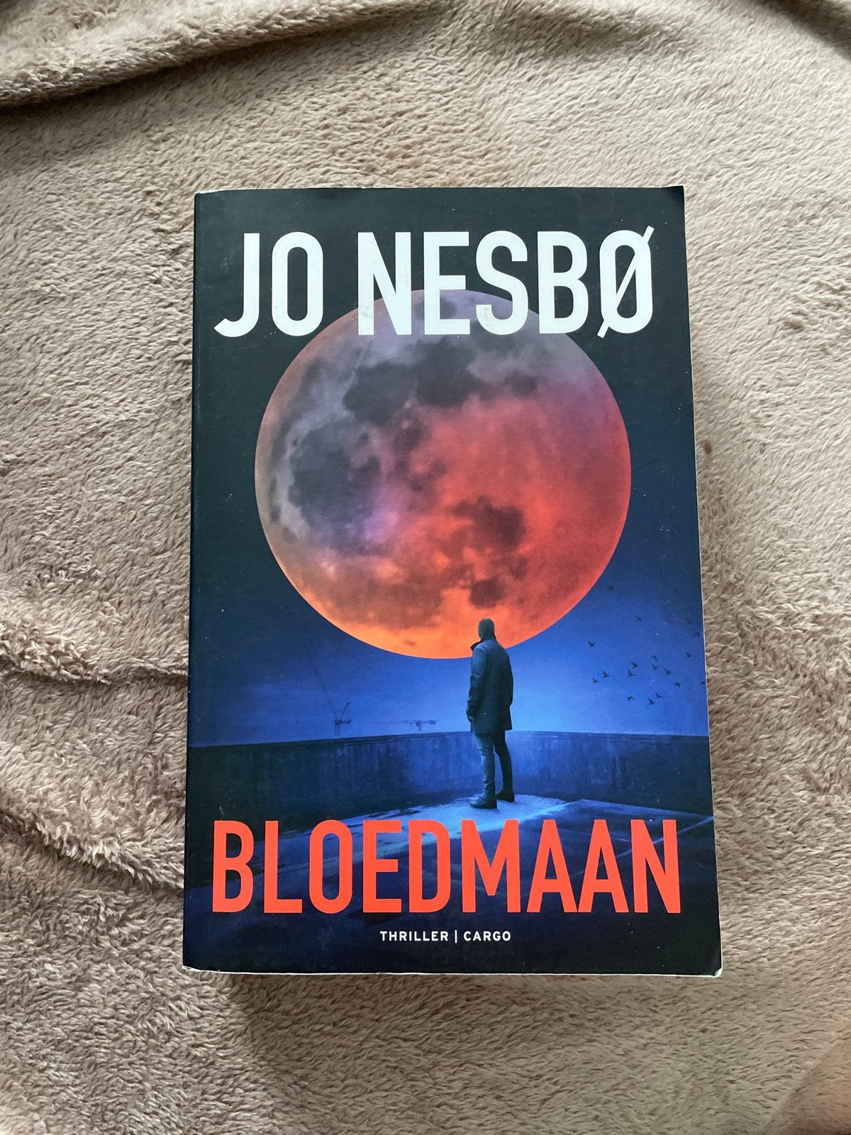 Jo Nesbø - Bloedmaan (Thriller), Ophalen of Verzenden, Zo goed als nieuw, Scandinavië