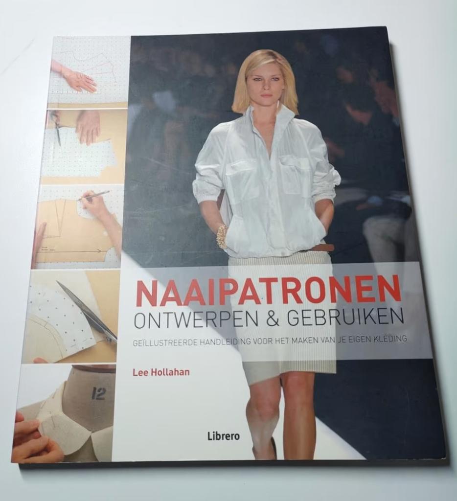 L. Hollahan - Naaipatronen ontwerpen & gebruiken, Boeken, L. Hollahan, Ophalen of Verzenden, Zo goed als nieuw, Mode algemeen