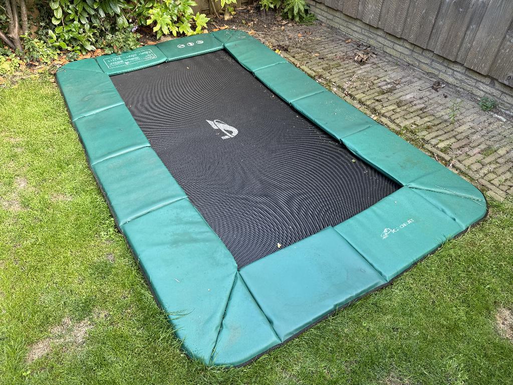 Trampoline Akrobat Orbit Flat 305x183cm, Kinderen en Baby's, Speelgoed | Buiten | Trampolines, Ophalen, Gebruikt