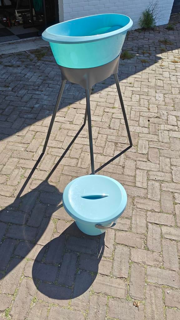 Complete Luma badset met badstandaard en badzitje, Ophalen, Zo goed als nieuw, Badje, Overige merken