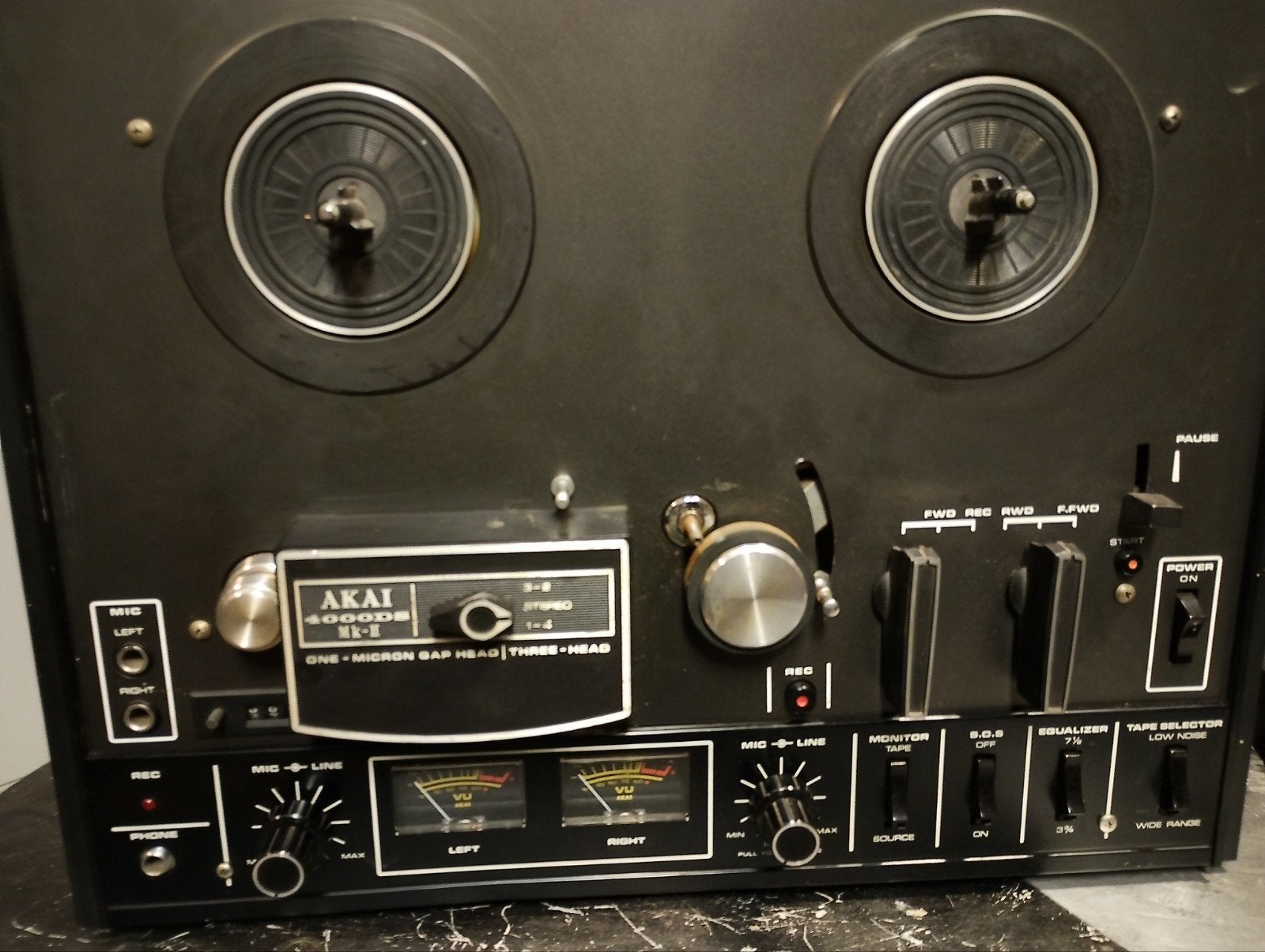 Akai bandrecorder, met kleinigheidje, Audio, Tv en Foto, Bandrecorders, Ophalen, Bandrecorder