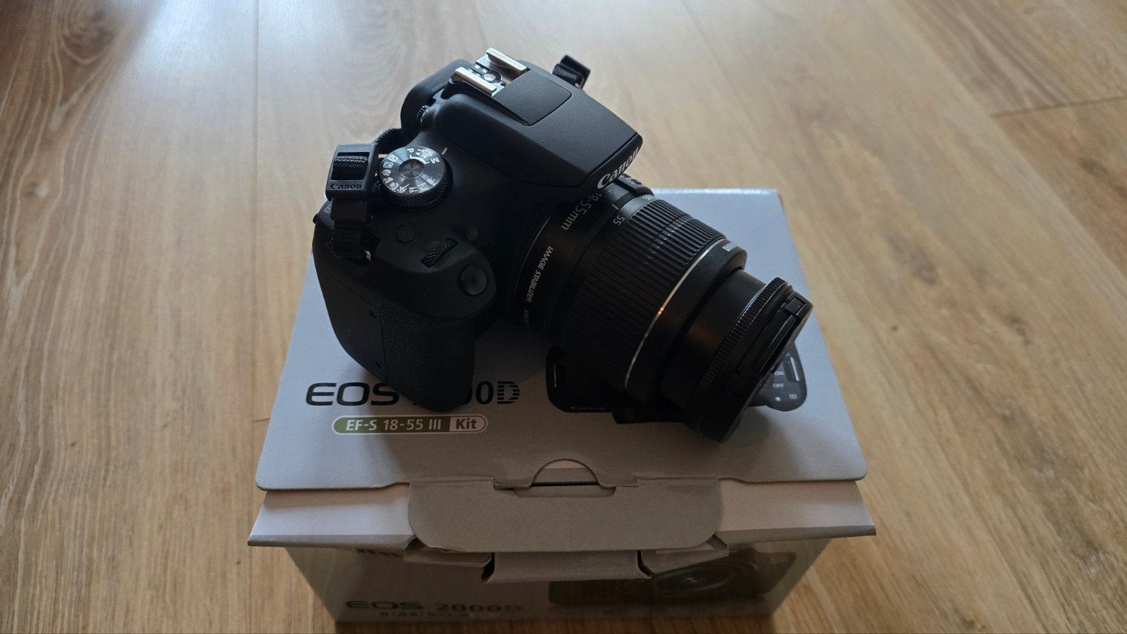 Complete Canon EOS 2000D set met lenzen, tas en statief, Audio, Tv en Foto, Gevoerd, Lowepro, Rugtas, Ophalen of Verzenden