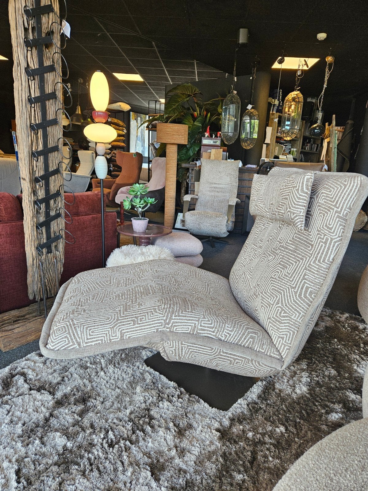 Relaxfauteuil INDI chill-line  met bies, Verzenden, Nieuw, Stof, 50 tot 75 cm