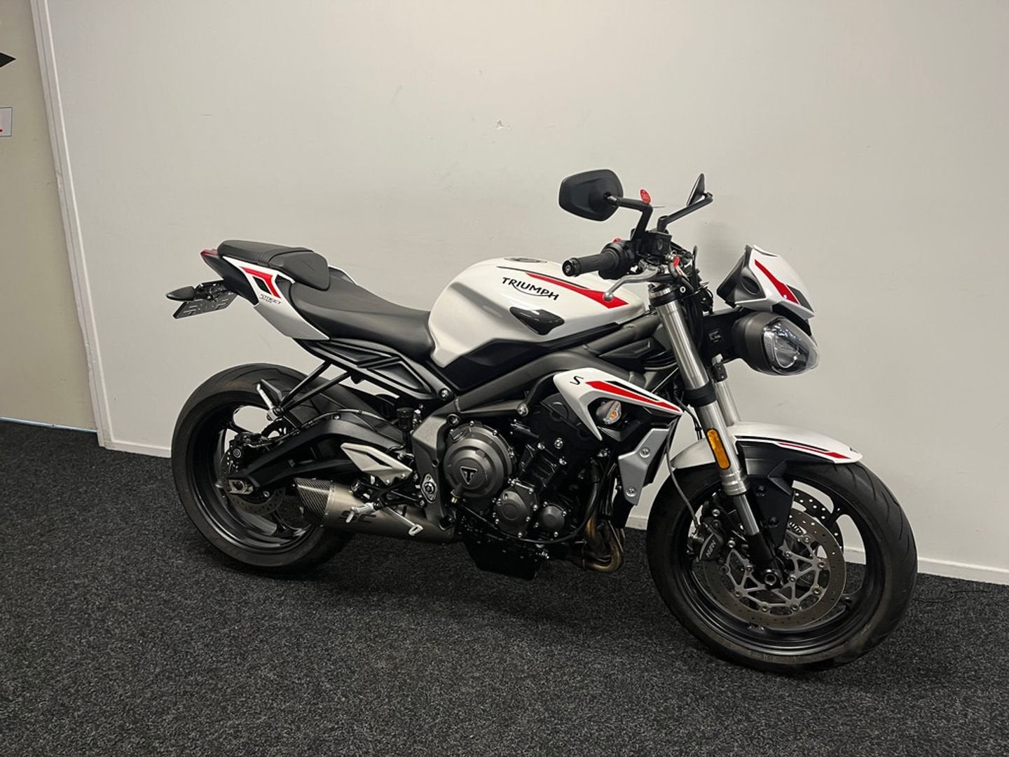 ⭐️⭐Triumph STREET TRIPLE S STREETTRIPLES ⭐️⭐, Bedrijf, 765 cc, Meer dan 35 kW, Onbekend