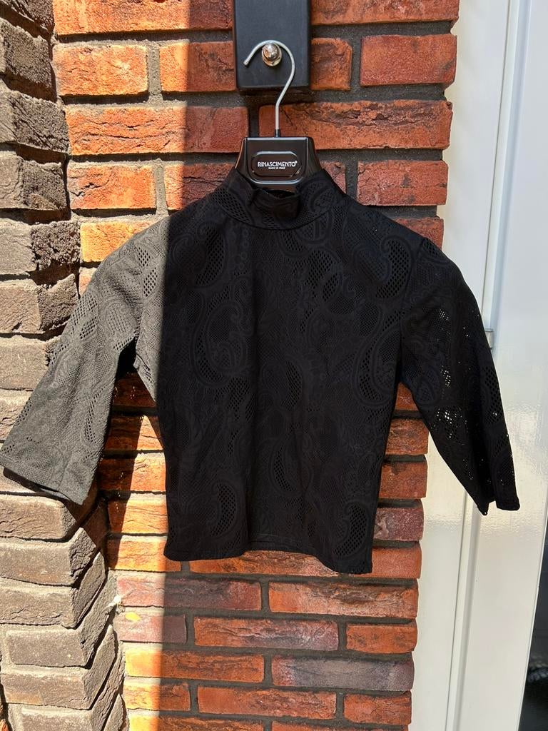 Guess top S, Maat 38/40 (M), Zwart, Ophalen of Verzenden, Zo goed als nieuw