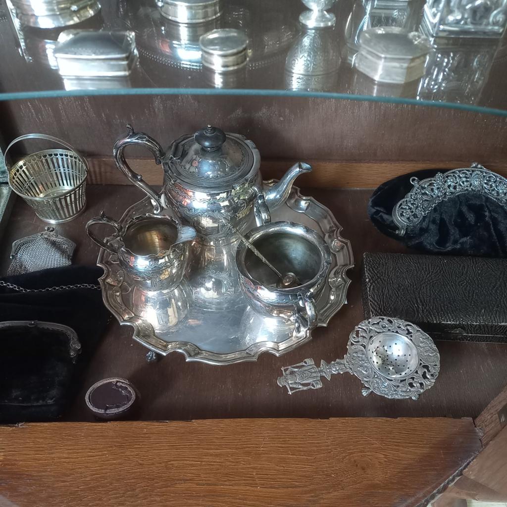 Antiek verzilverd theeservies op dienblad, Antiek en Kunst, Antiek | Goud en Zilver, Ophalen of Verzenden, Zilver