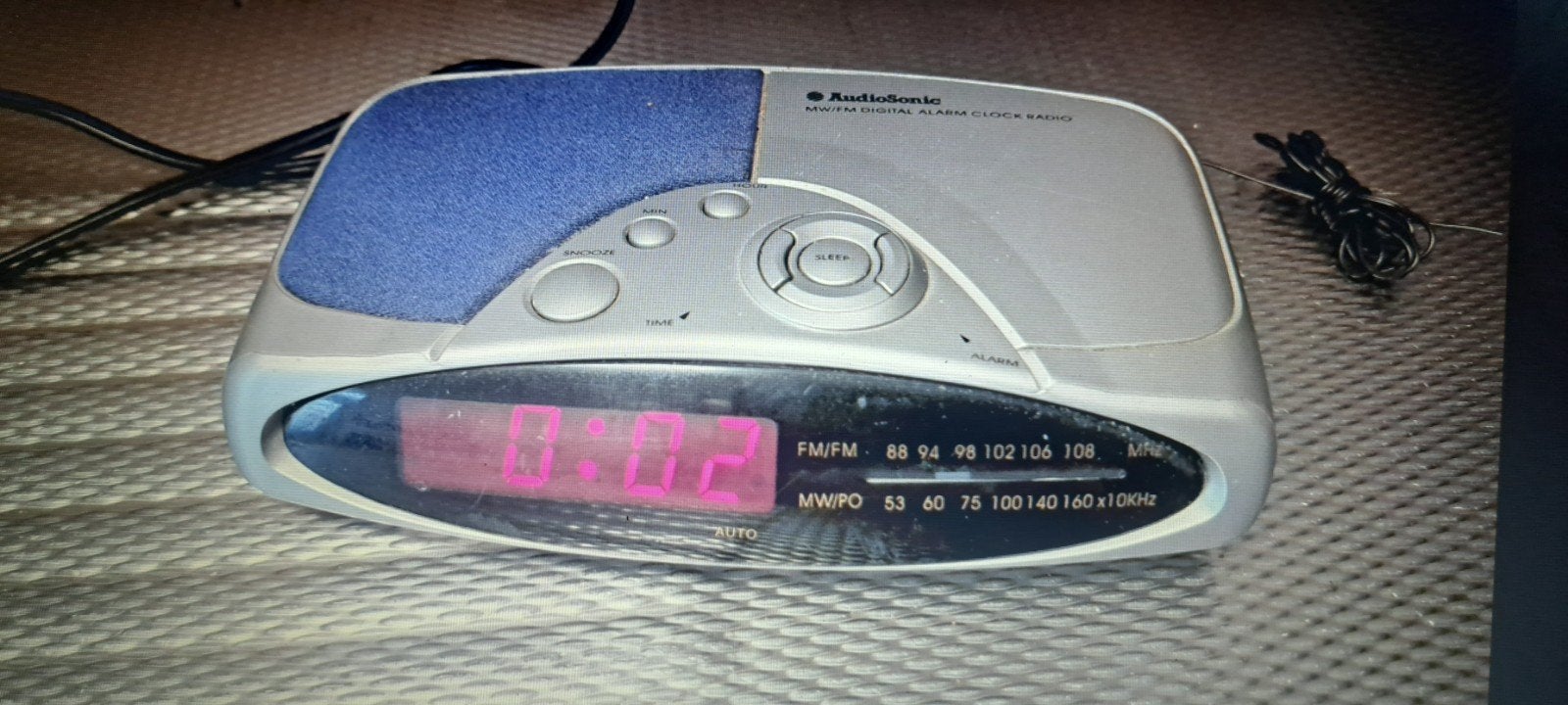 AudioSonic MW/FM Digitale Wekker Radio CL-445, Ophalen of Verzenden, Zo goed als nieuw, Radio