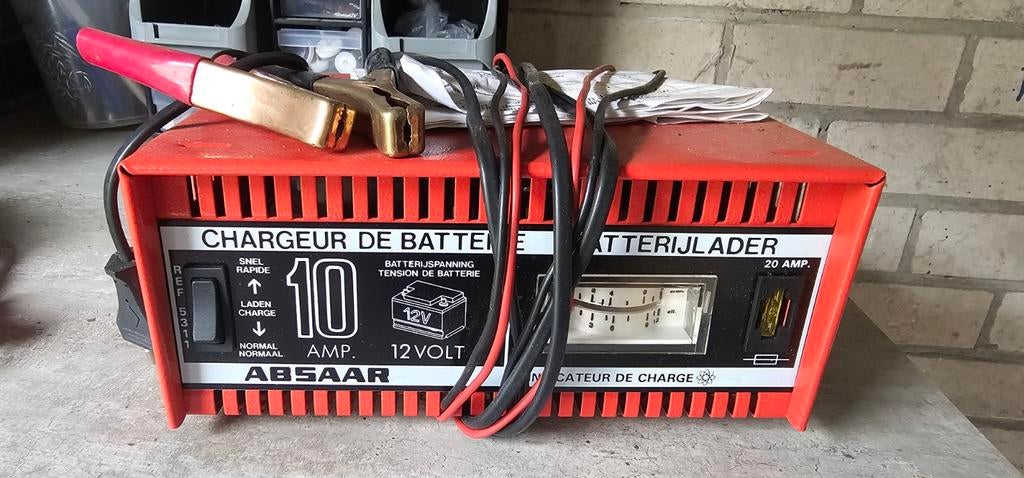 Absaar Acculader 10 Amp 12 Volt - Gebruikt, Auto-onderdelen, Accu's en Toebehoren, Ophalen