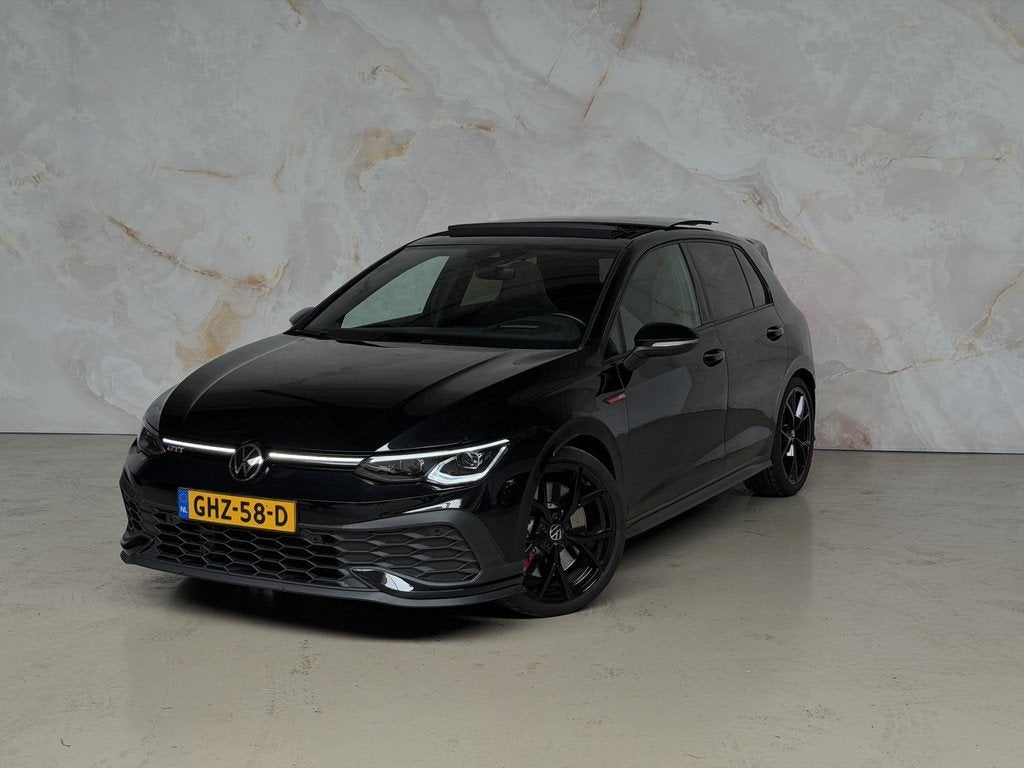 Volkswagen Golf 2.0 TSI GTI Clubsport / Pano / Camera /, Auto's, Volkswagen, Stof, Euro 6, 4 cilinders, 1984 cc