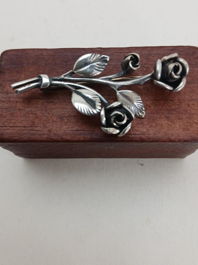 Elegante Zilveren Rozen Speld - 925 Zilver, 47 mm, Sieraden, Tassen en Uiterlijk, Broches, Ophalen of Verzenden
