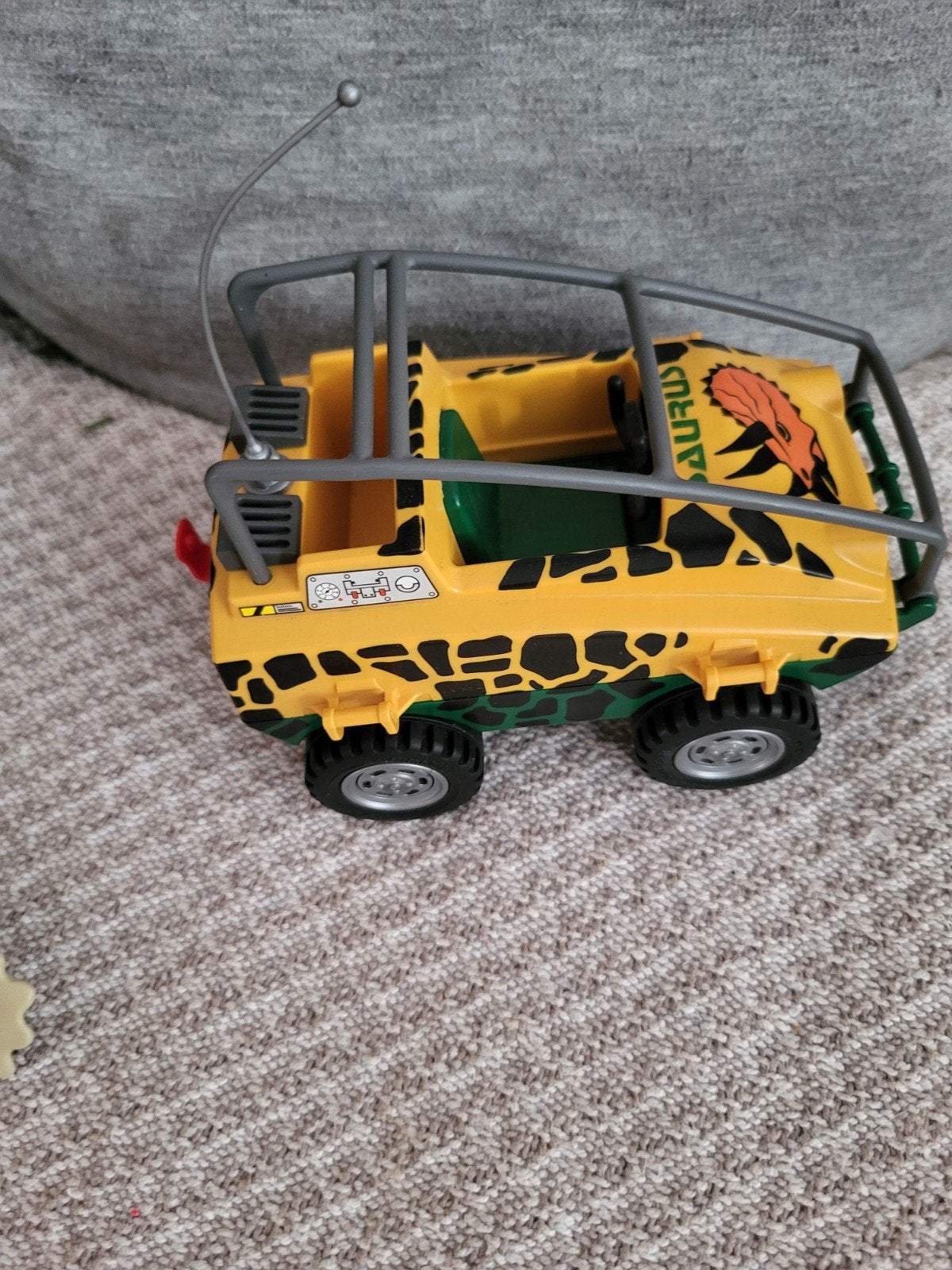 playmobil  dinosaurus  safari auto   met Dino masker, Ophalen of Verzenden