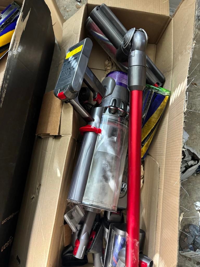 Dyson v12 Outsize Absolute extra accu extra groot reservoir, Gebruikt, Draadloos, Ophalen of Verzenden, Dyson
