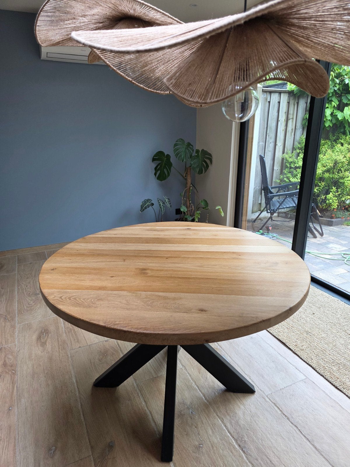 Ronde eikenhouten tafel met metalen poten (120 cm), Ophalen, Gebruikt, Modern, Industrieel, Rond