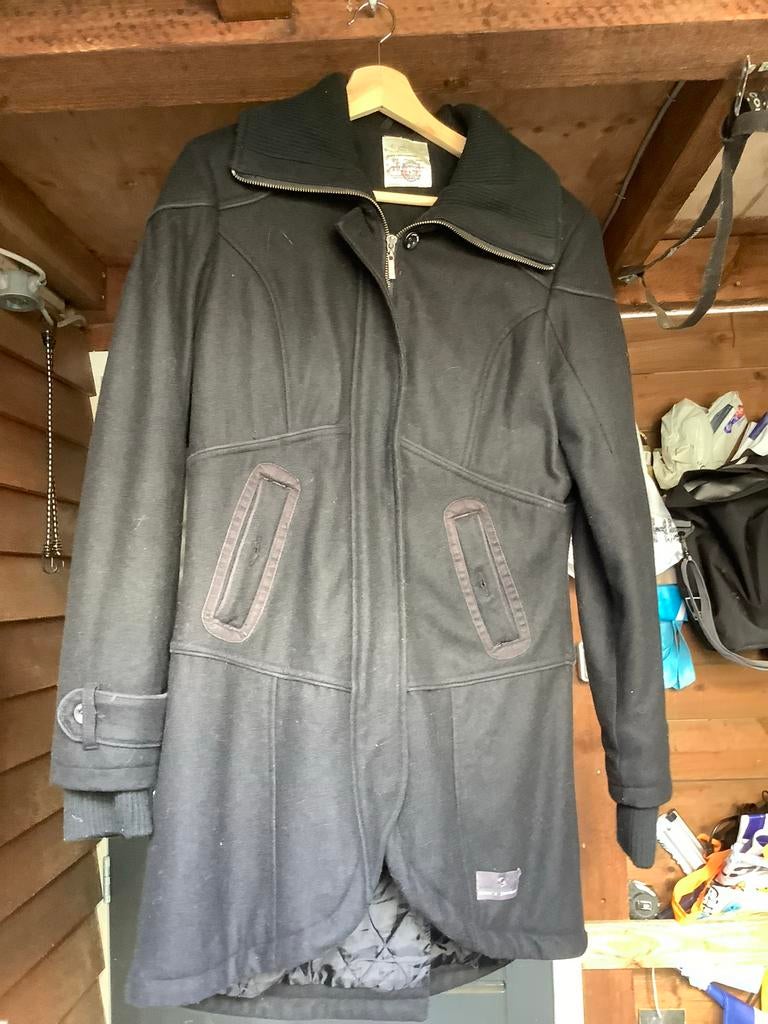 Zwarte wollen winterjas dames, Ophalen of Verzenden, Gedragen, Maat 38/40 (M), Zwart