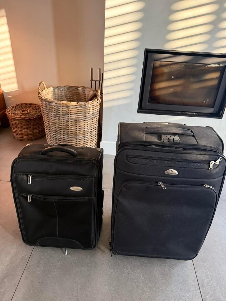 2 samsonite koffers, 60 tot 70 cm, Hard kunststof, 45 tot 55 cm, Ophalen of Verzenden