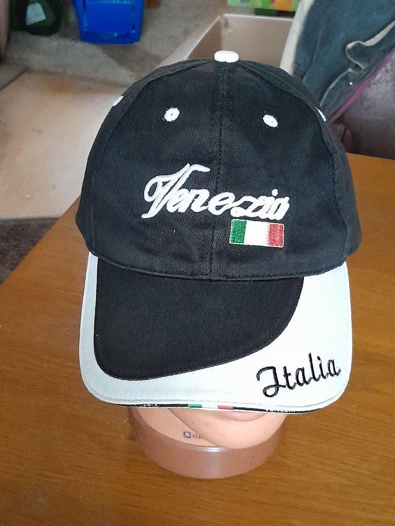 Italia Venezia pet / cap maat universeel, Ophalen of Verzenden, Zo goed als nieuw, One size fits all, Pet