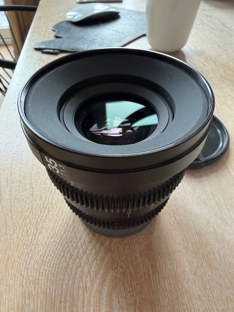 SLR Magic 35mm T1.3 MicroPrime Cine - Sony E, Ophalen of Verzenden, Zo goed als nieuw, Sony E-mount, Standaardlens