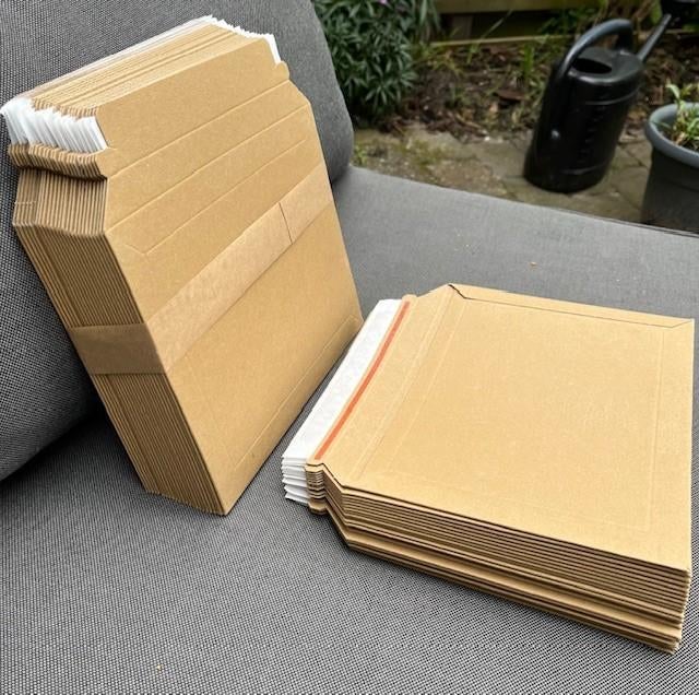 Partij kartonnen enveloppen, 48 stuks, Ophalen of Verzenden, Nieuw