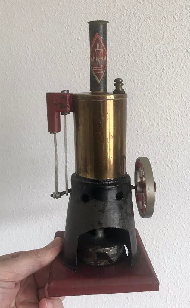 Unieke Nederlandse stoommachine BENKA Almelo, Verzenden