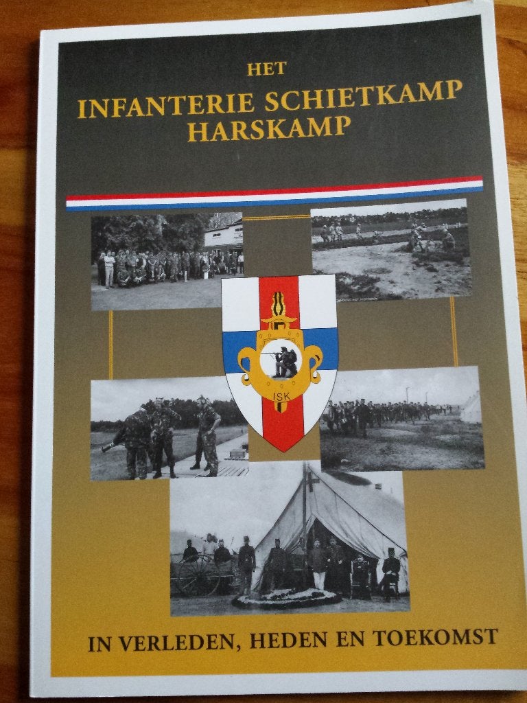 infanterie schietkamp Harskamp in verleden heden en toekomst, Ophalen of Verzenden, Tweede Wereldoorlog, Zo goed als nieuw, Overige onderwerpen