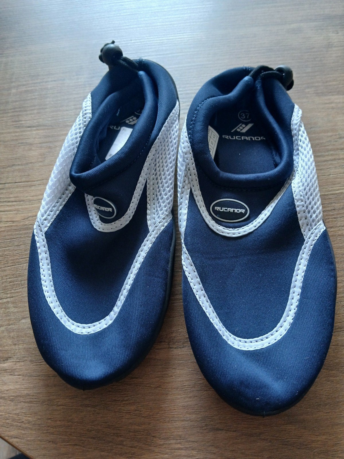 Waterschoenen maat 37 - Ideaal voor wateractiviteiten, Ophalen, Zo goed als nieuw