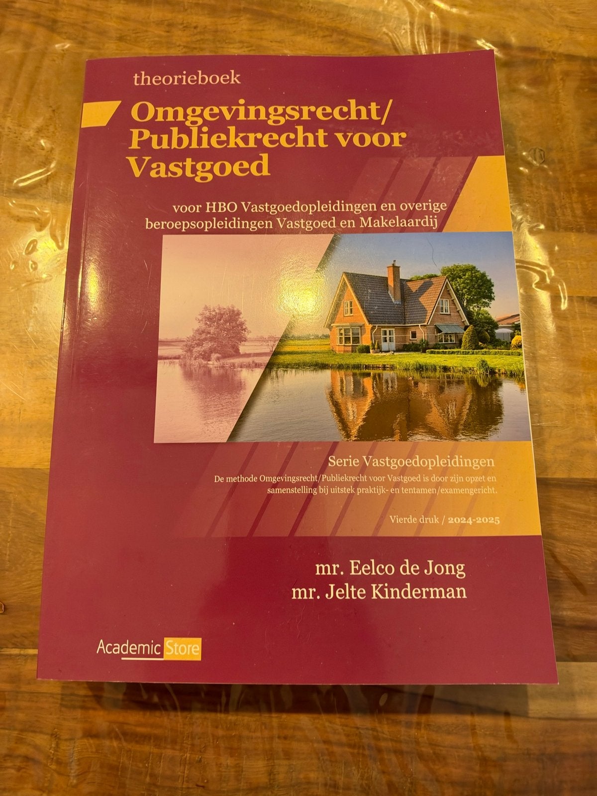 Omgevingsrecht/Publiekrecht voor Vastgoed theorieboek, Ophalen of Verzenden, Gamma, Zo goed als nieuw, HBO