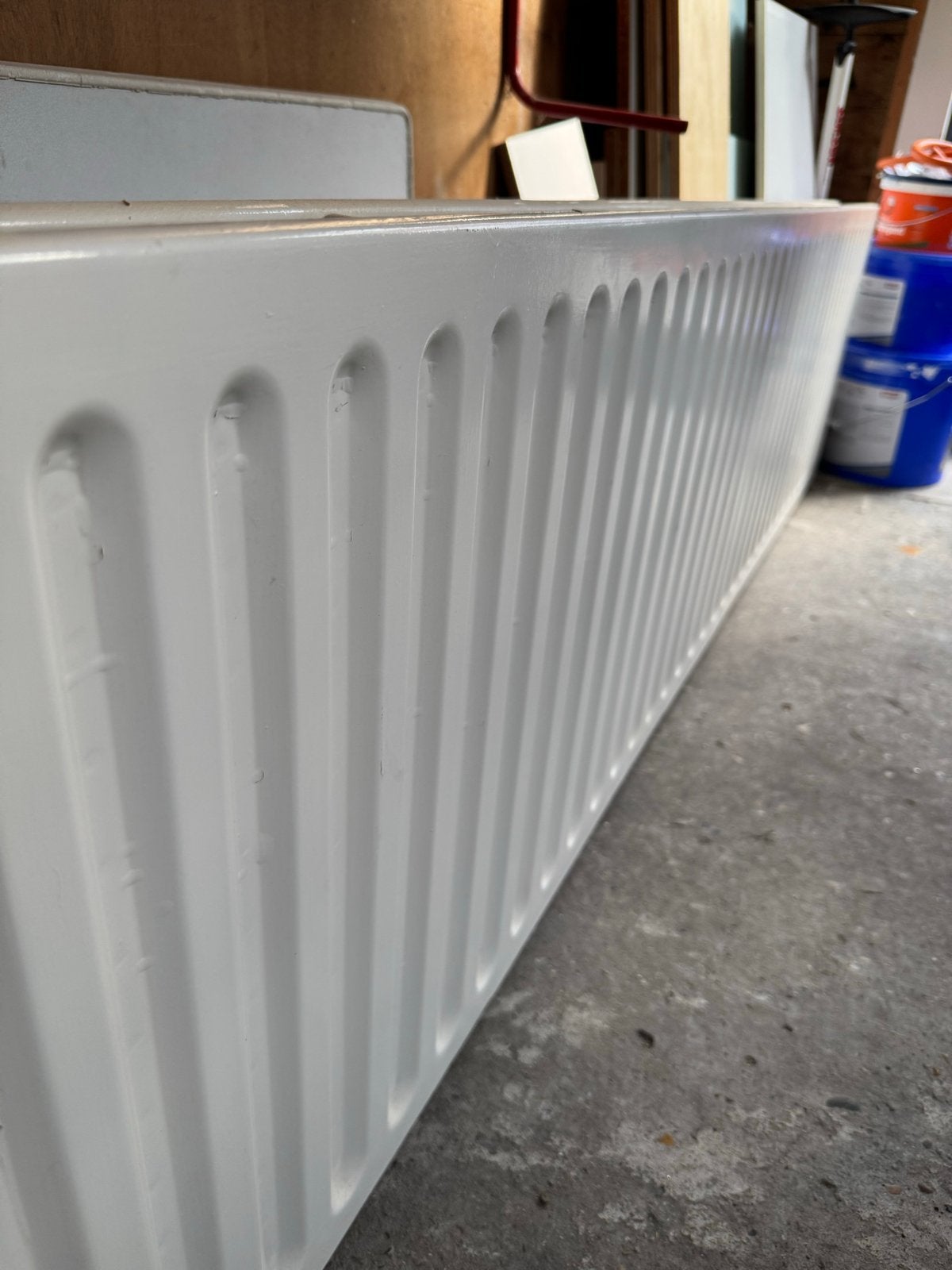 Horizontale radiator 240x50x8.5 cm, ~4kW, Ophalen, 30 tot 80 cm, Gebruikt, Radiator