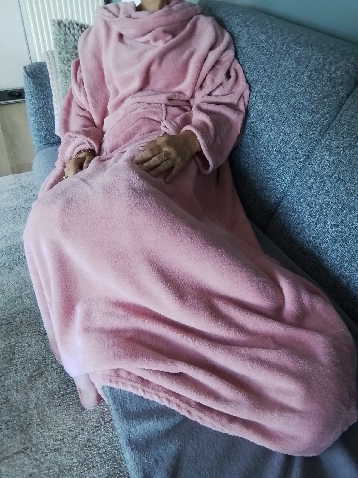 zgan roze tv deken met mouwen one size, Kleding | Dames, Ophalen of Verzenden, Zo goed als nieuw, Roze