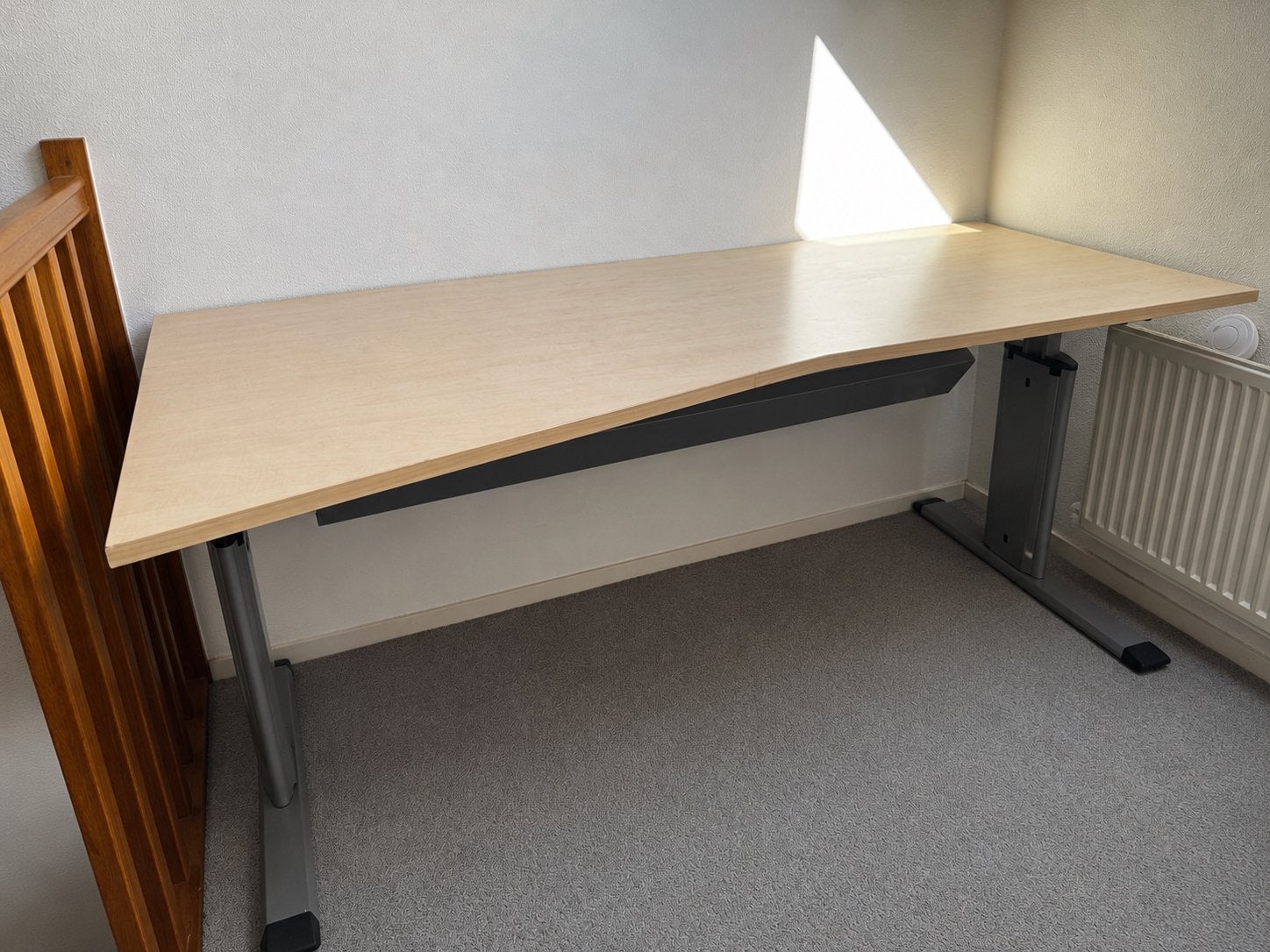 Ruim bureau 180 cm – nette staat, Ophalen of Verzenden, Zo goed als nieuw