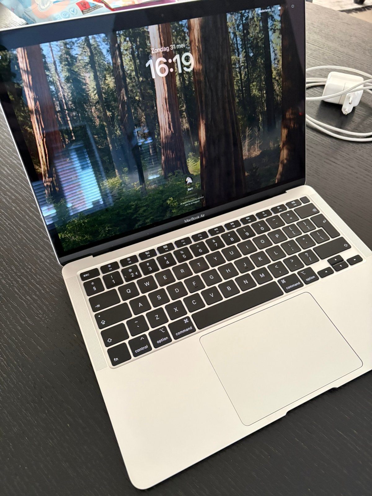 MacBook Air (2020), Intel i5 quad core, 8GB RAM, 256GB SSD, 13 inch, Minder dan 2 Ghz, Ophalen of Verzenden, Zo goed als nieuw
