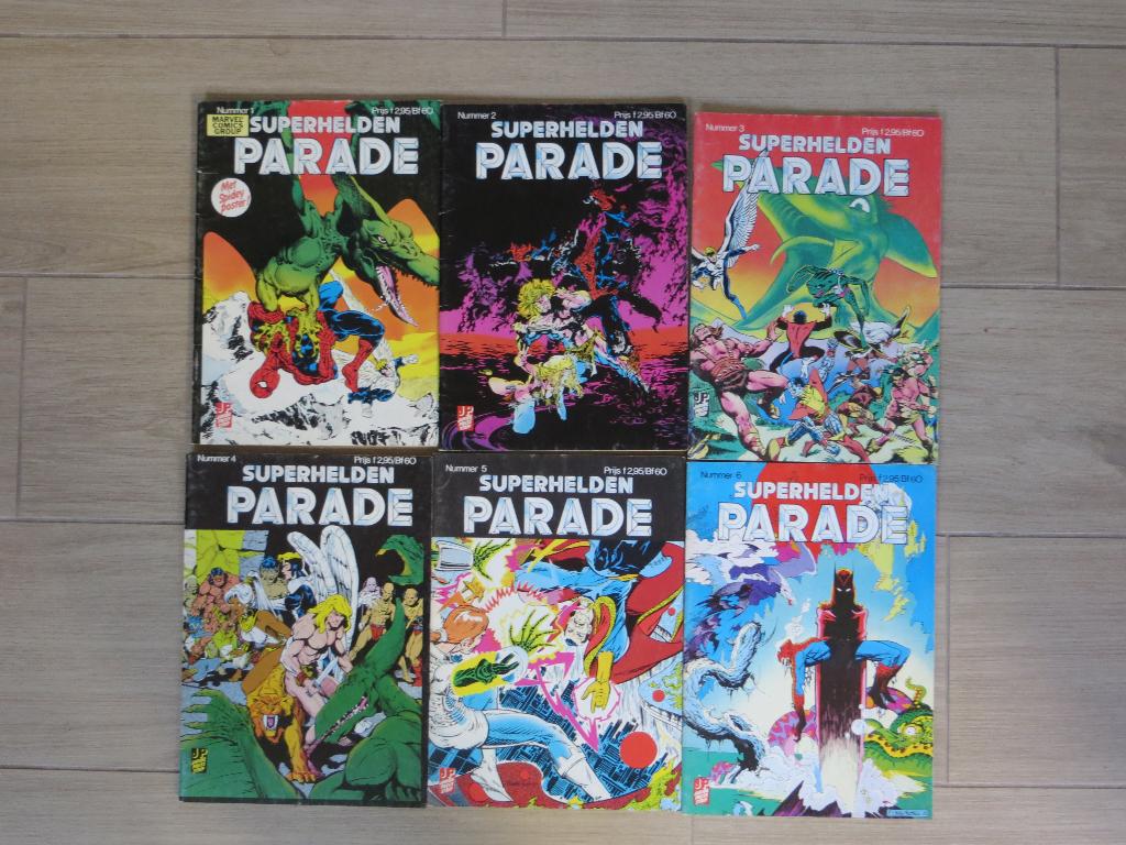 Superhelden parade - complete serie Juniorpress, Boeken, Strips | Comics, Complete serie of reeks, Ophalen of Verzenden, Gelezen