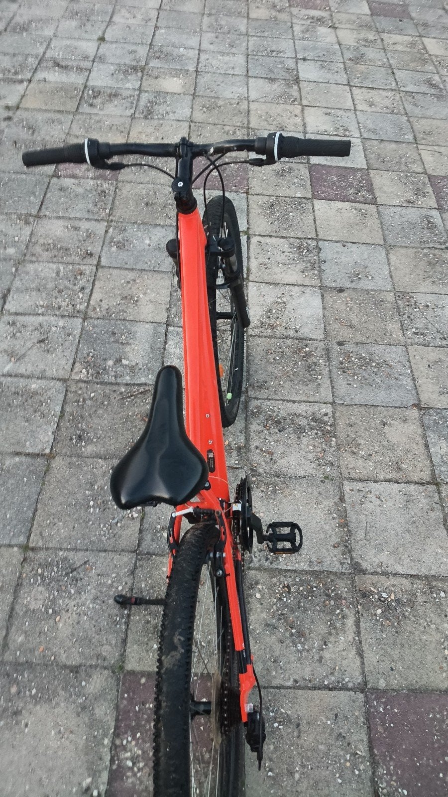 Rockrider ST100 Mountainbike - Oranje, Zo goed als nieuw, Overige merken, Vering, Ophalen of Verzenden, Meer dan 20 versnellingen