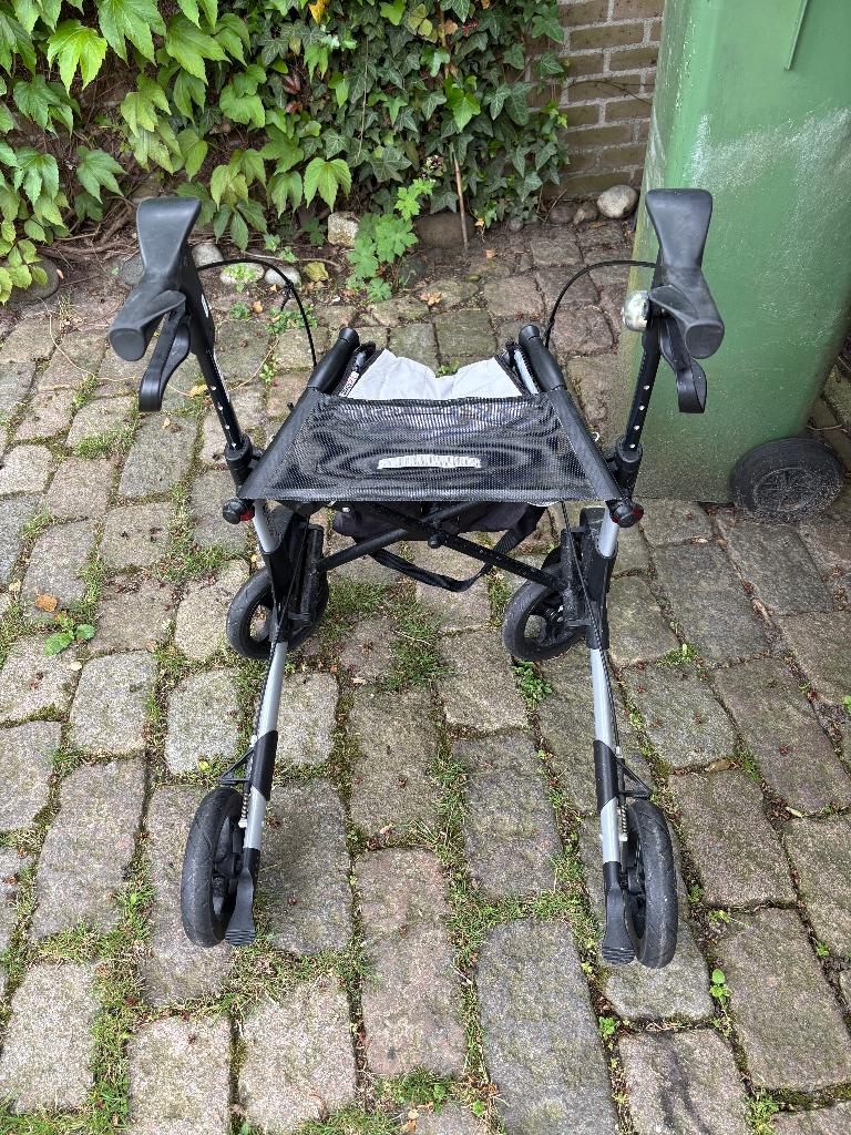 Rollator Topro Troja 2G maat small, Diversen, Rollators, Ophalen, Opvouwbaar, Zo goed als nieuw