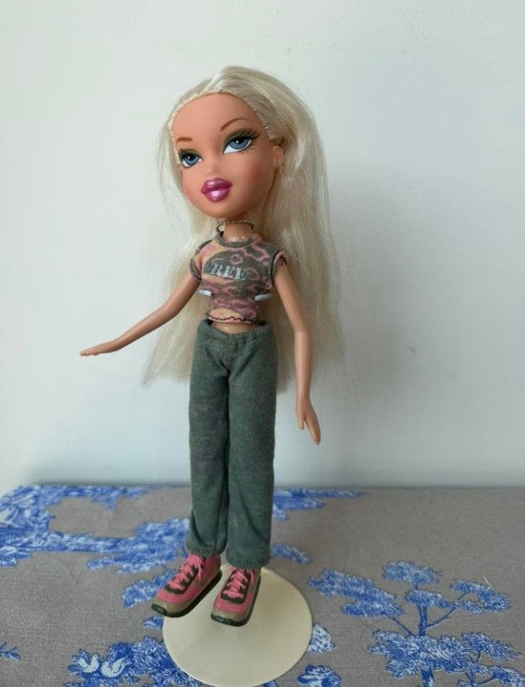 Bratz Cloe Adventure Girlz 2007, Ophalen of Verzenden, Zo goed als nieuw, Pop