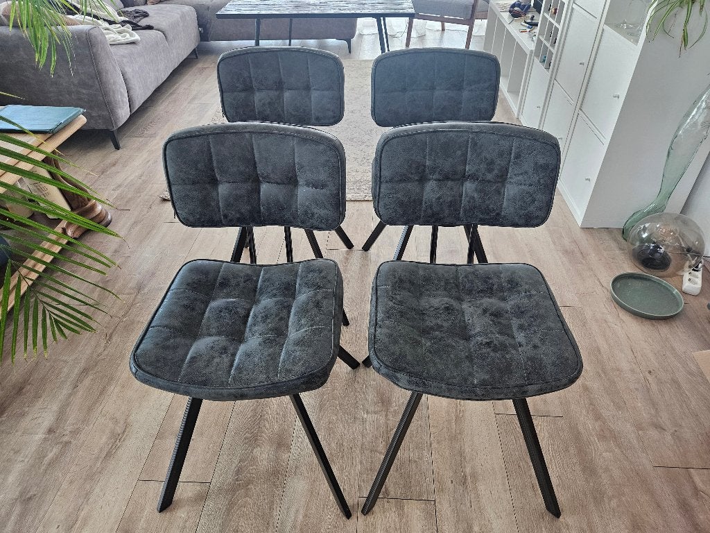 Eettafelstoelen 4x, Huis en Inrichting, Stoelen, Ophalen, Zo goed als nieuw, Grijs, Vier