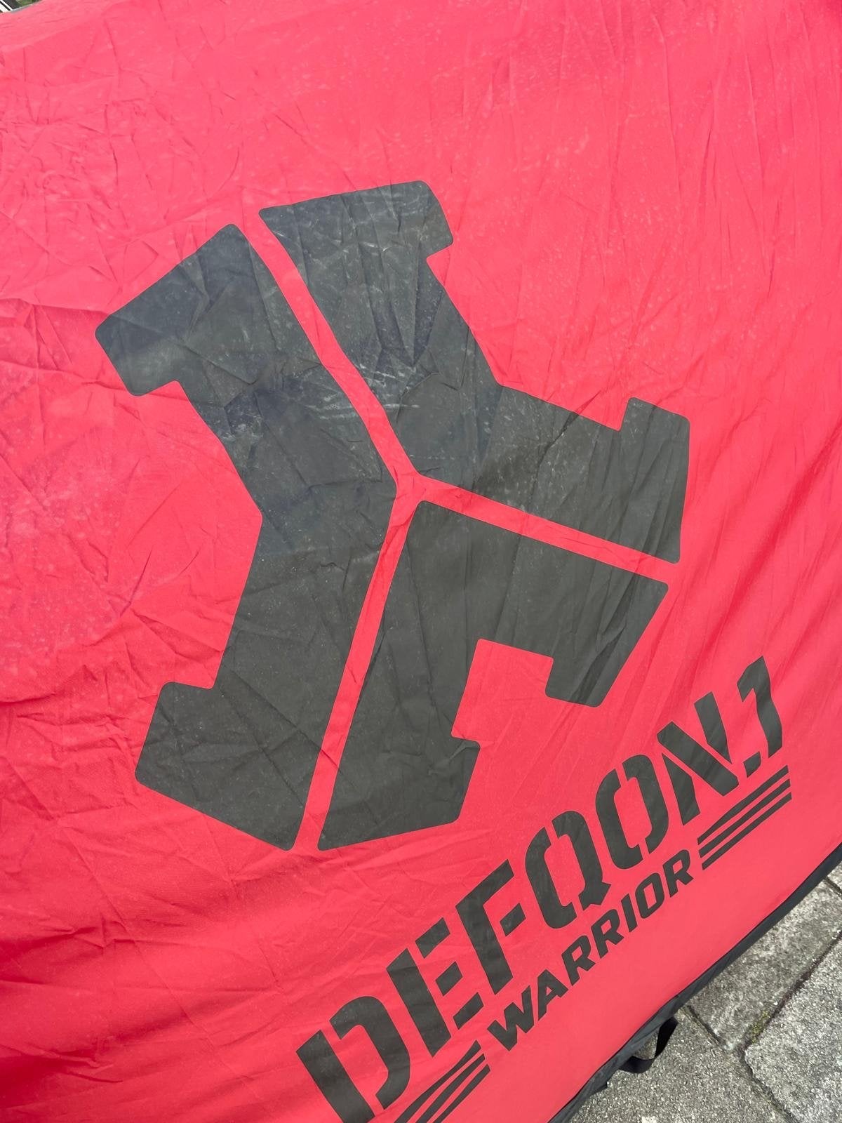 Defqon.1 Warrior pop-up tent - Zo goed als nieuw, Ophalen, Zo goed als nieuw, Tot en met 2