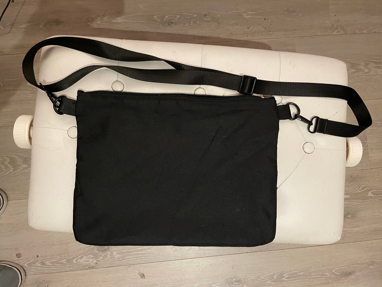 Tøte messenger bag, Ophalen of Verzenden, Zo goed als nieuw, Zwart, Overige merken