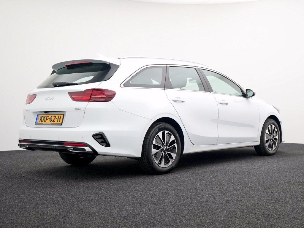 Kia Ceed Sportswagon 1.6 GDI PHEV DynamicPlusLine | LED | St, Auto's, Kia, Automaat, Gebruikt, Leder en Stof, Wit