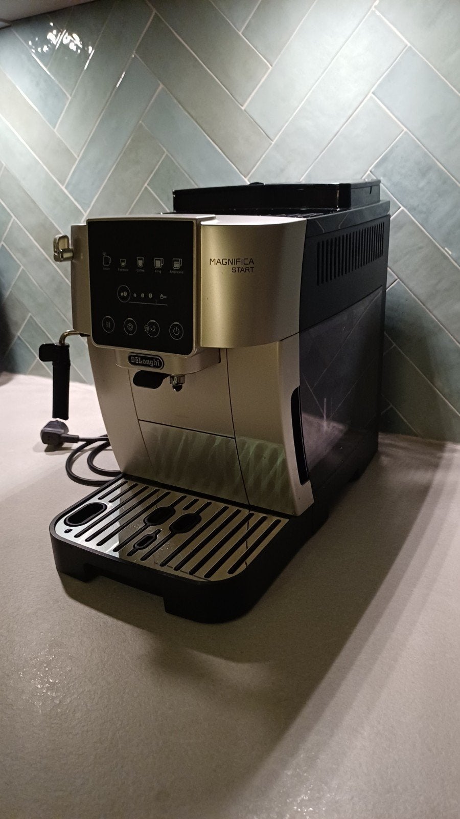 De'Longhi Magnifica Start Volautomatische Espressomachine, Ophalen, Espresso apparaat, Koffiebonen, Zo goed als nieuw