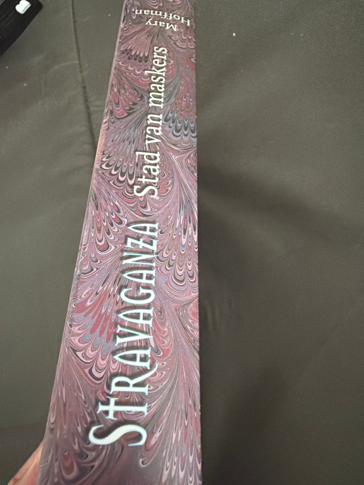 Stravaganza: Stad van maskers - Mary Hoffman (hardcover), Ophalen of Verzenden, Zo goed als nieuw