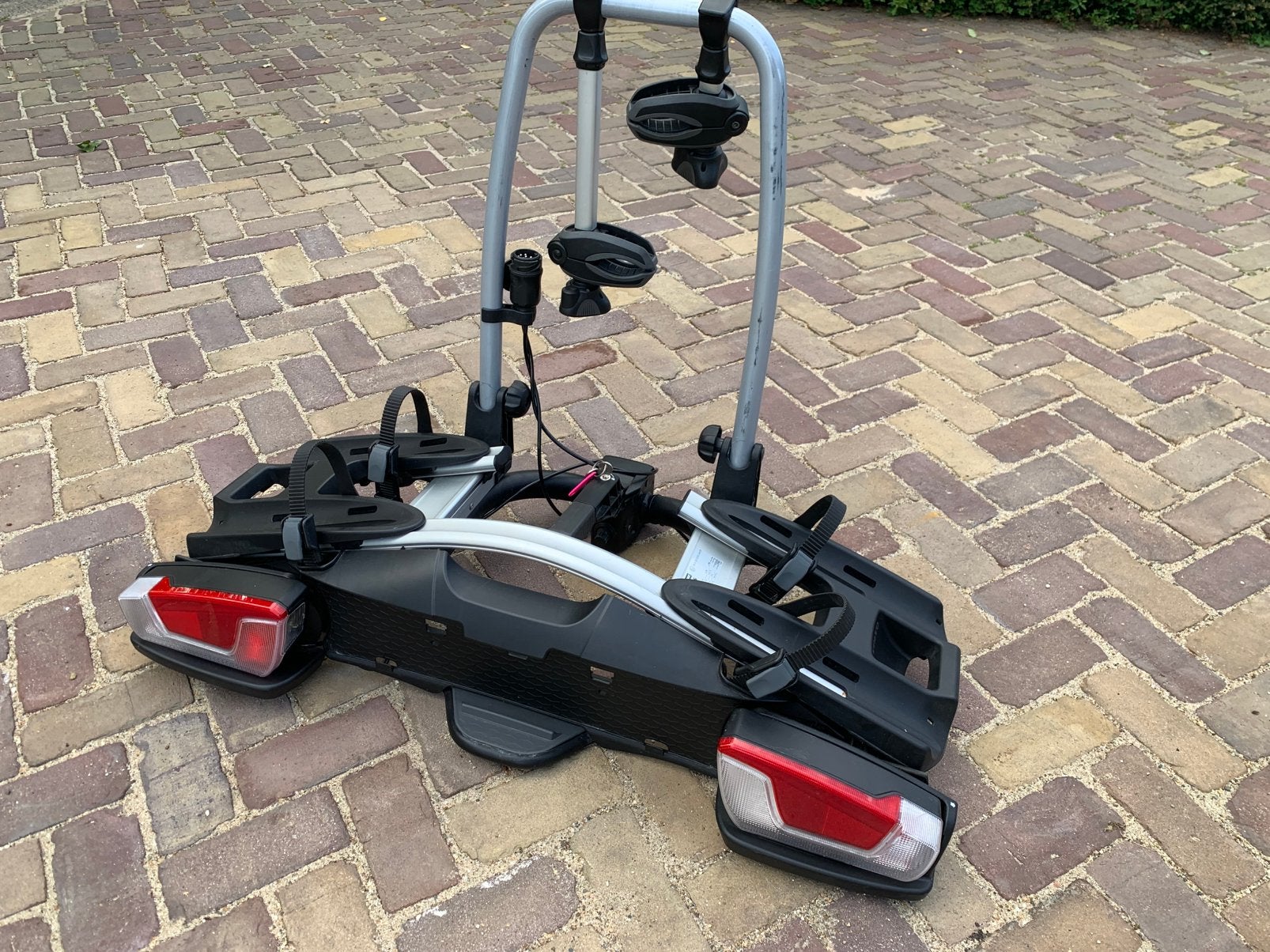 z.g.a.n. Thule Velocompact 924 coach fietsdrager ( 2 fiets ), Ophalen, Zo goed als nieuw, Trekhaakdrager