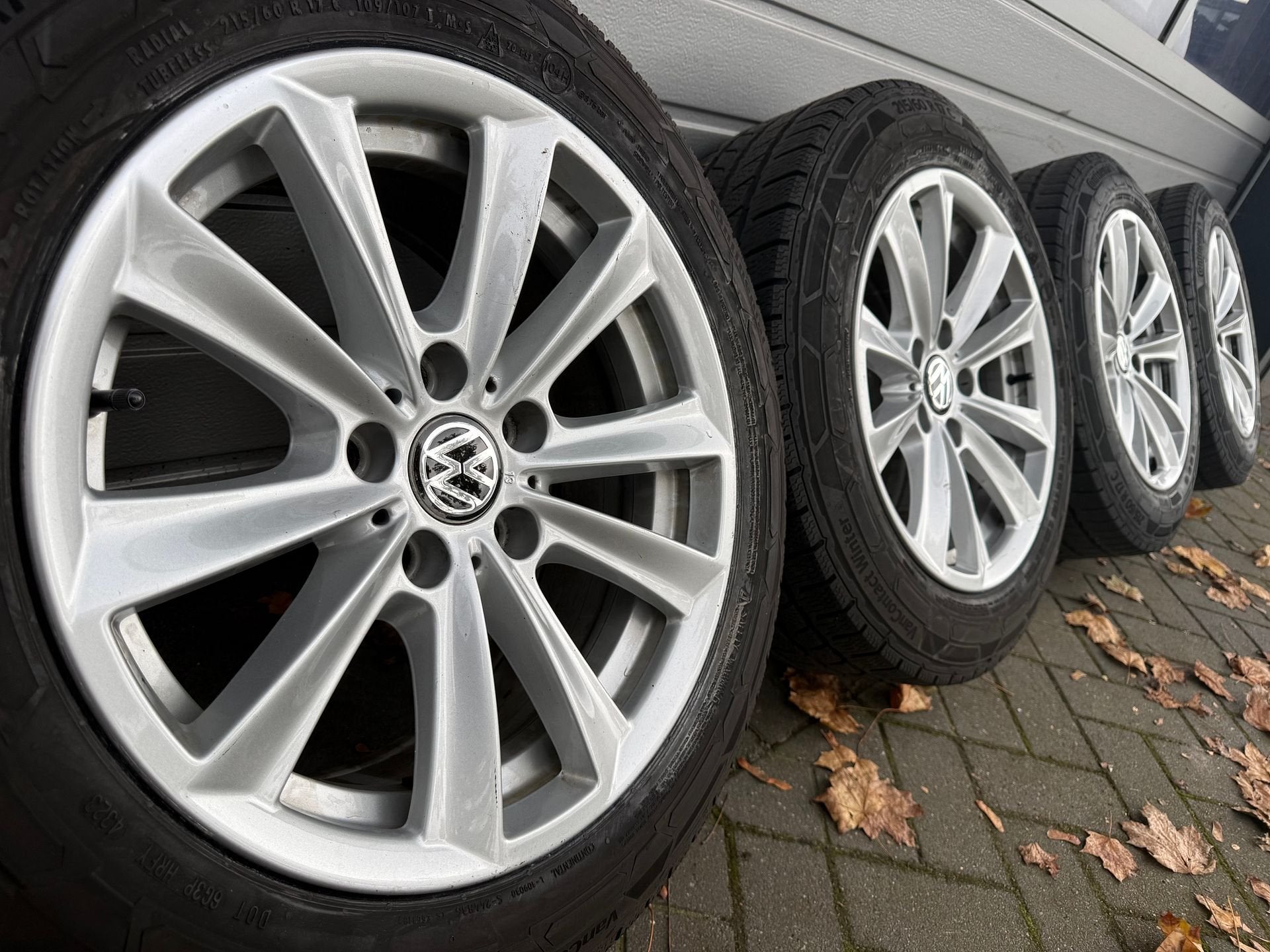 17 VW Transporter T6.1 T7 T6 T5 Multivan velgen winterbanden, -, -, Banden en Velgen, 17 inch